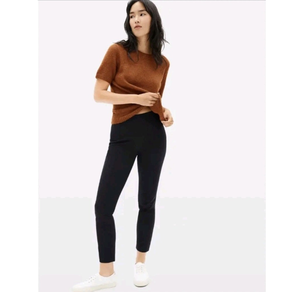 Everlane Black Stretch Cropped Flare Pants Side Zip High Rise Size 2